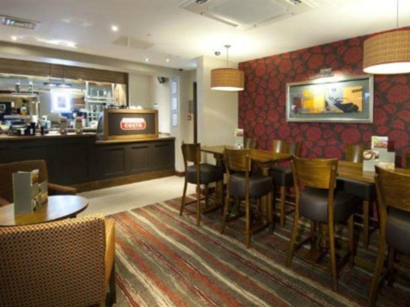 Premier Inn London Ealing Brentford Exteriér fotografie