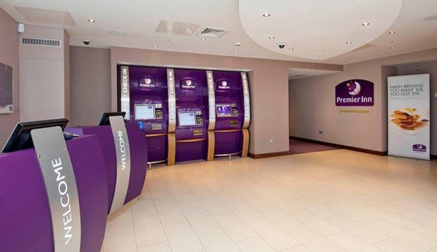 Premier Inn London Ealing Brentford Exteriér fotografie